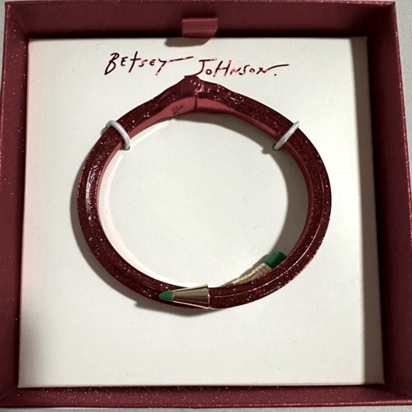 NWT ⚜️♥️⚜️ Betsey Johnson Holiday Red Glitter Pencil Bracelet With Green Eraser - Picture 5 of 12